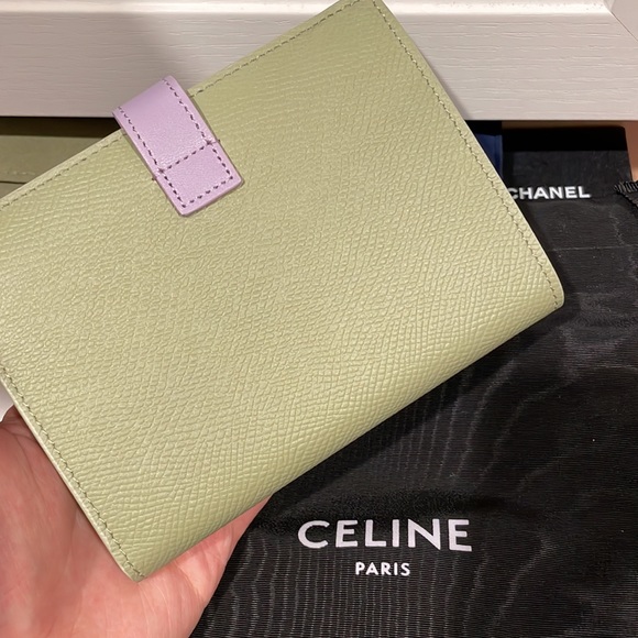 ❤️‍🔥FLASH SALE❤️‍🔥 NWT Celine Multi Color Medium Wallet Sage Lilas - Picture 3 of 5